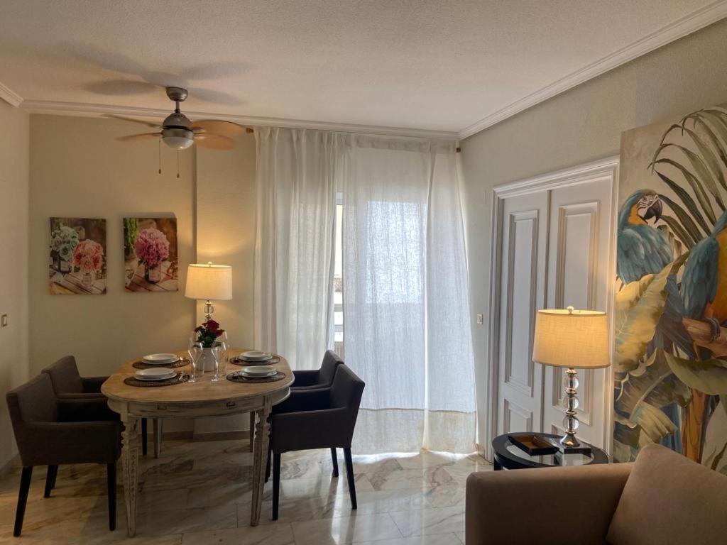 Precioso Apartamento Los Remedios Triana Plaza Espana Y Centro Historico Севілья Екстер'єр фото